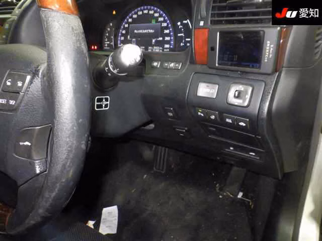 LEXUS LS600H