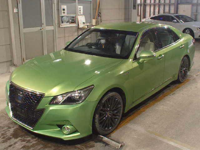 TOYOTA CROWN