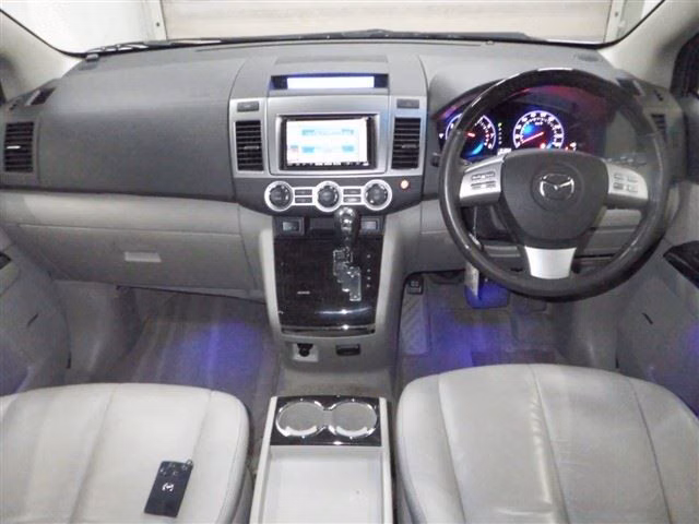 MAZDA MPV