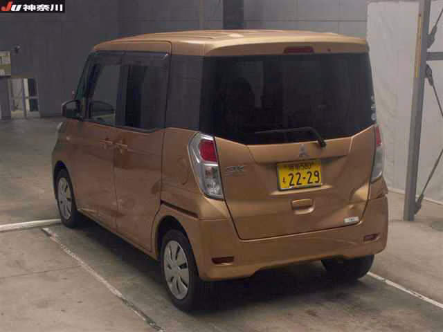 MITSUBISHI EK SPACE