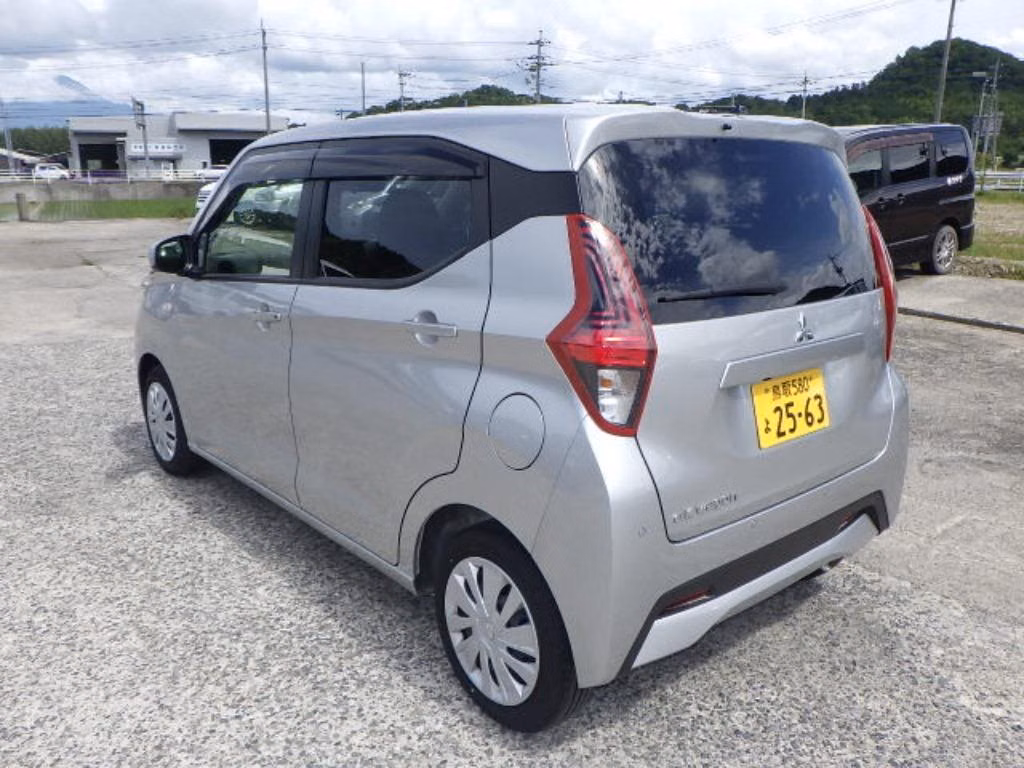 MITSUBISHI EK WAGON