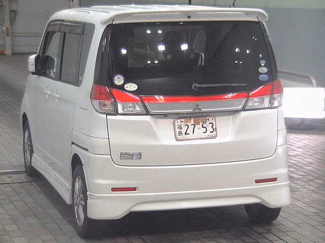 MITSUBISHI DELICA D:2
