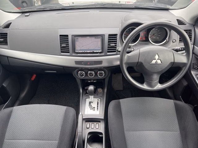 MITSUBISHI GALANT FORTIS