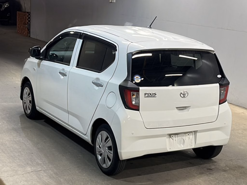 TOYOTA PIXIS EPOCH