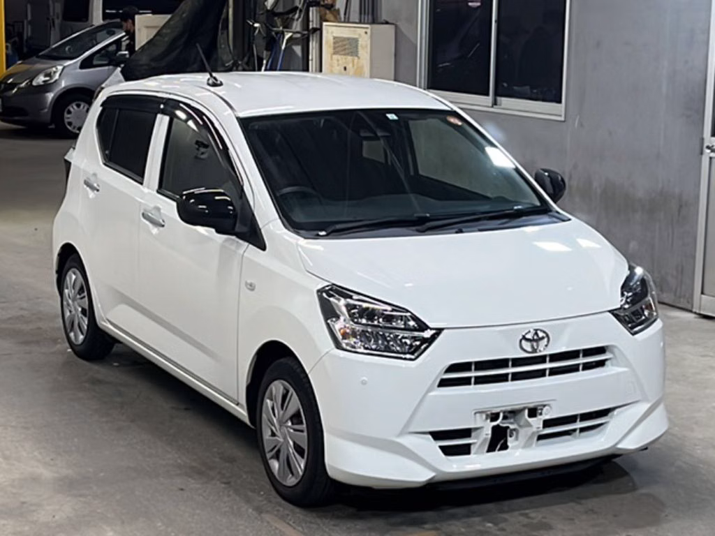 TOYOTA PIXIS EPOCH