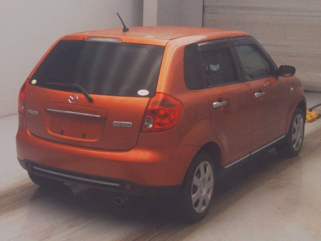 MAZDA VERISA