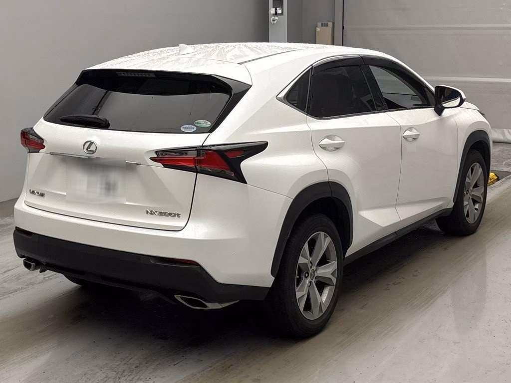 LEXUS NX200T