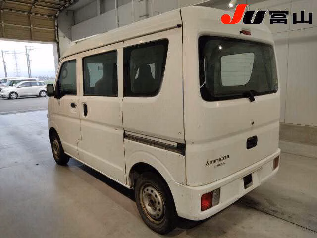 MITSUBISHI MINICAB