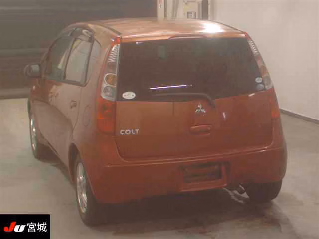 MITSUBISHI COLT