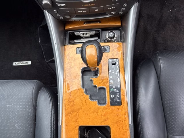 LEXUS IS250