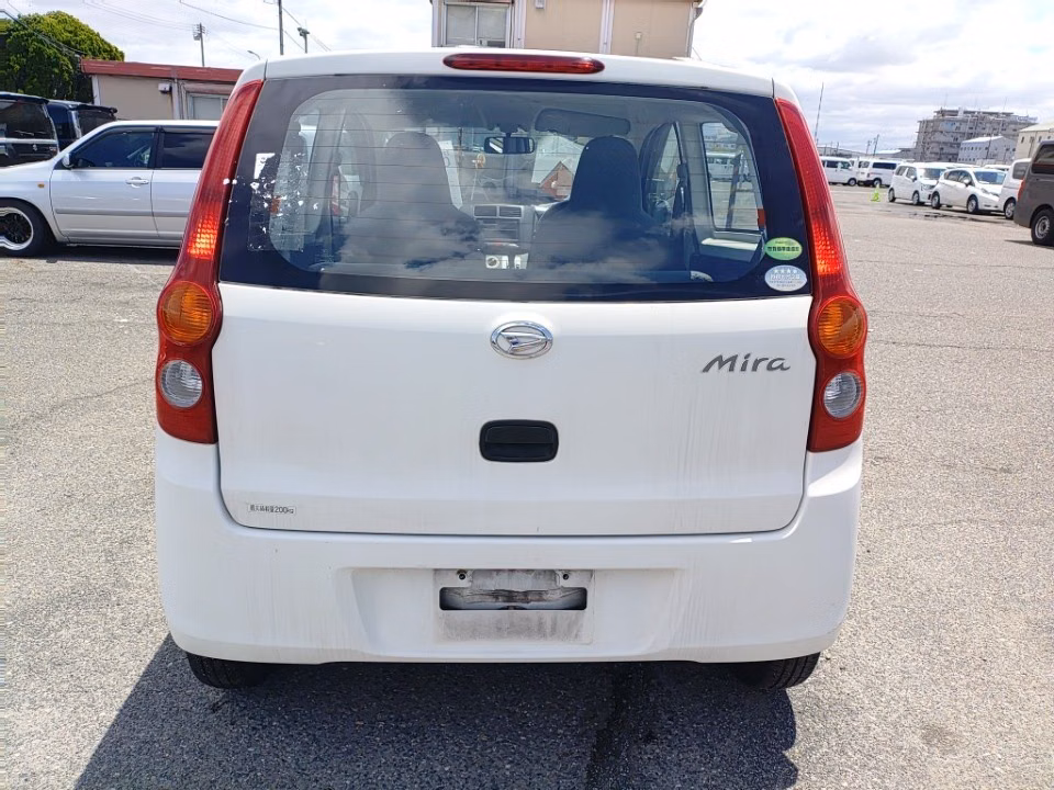 DAIHATSU MIRA