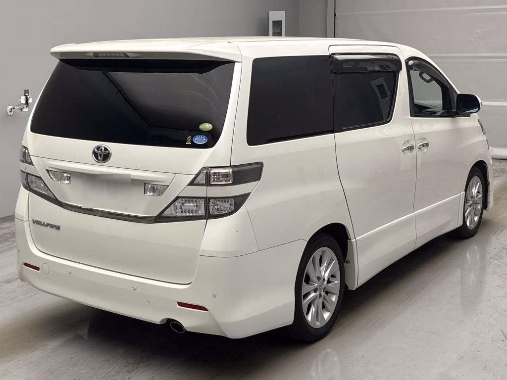 TOYOTA VELLFIRE