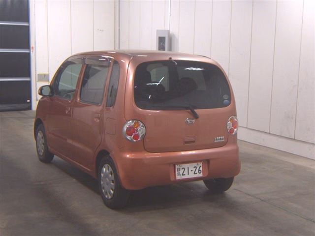 DAIHATSU MOVE LATTE