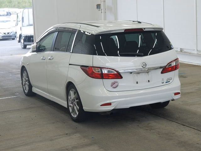 NISSAN LAFESTA