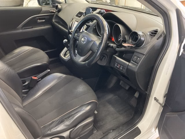 NISSAN LAFESTA