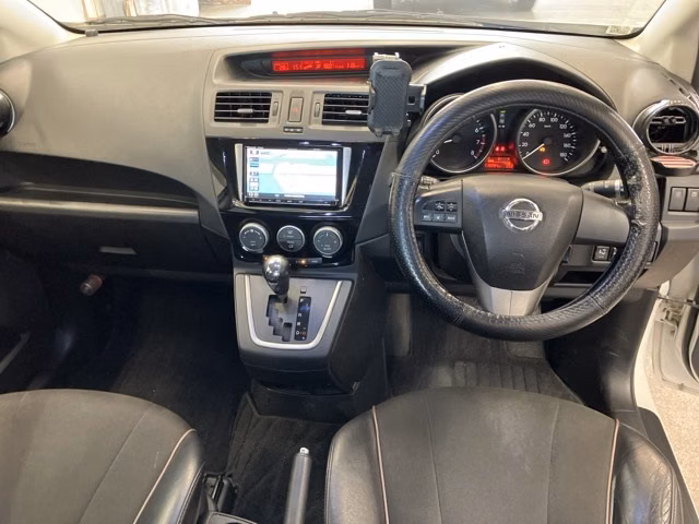 NISSAN LAFESTA