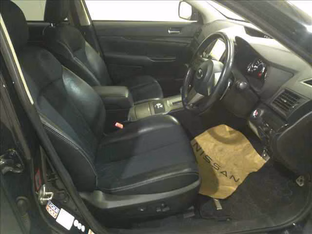 SUBARU LEGACY B4