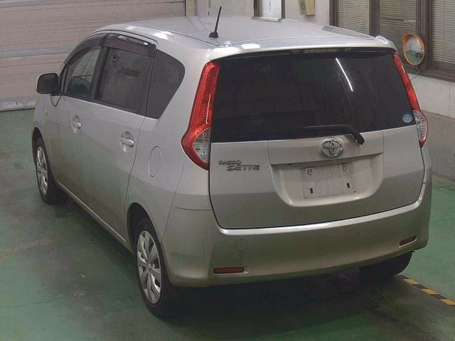 TOYOTA PASSO SETTE