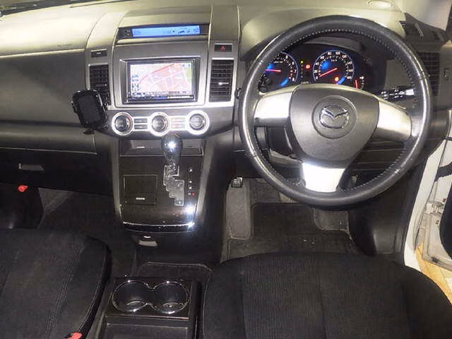 MAZDA MPV