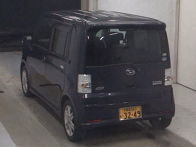 DAIHATSU MOVE CONTE