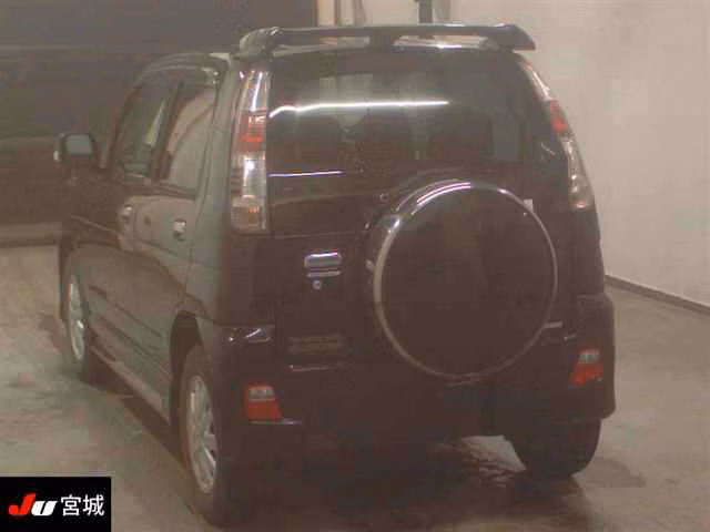 DAIHATSU TERIOS KID