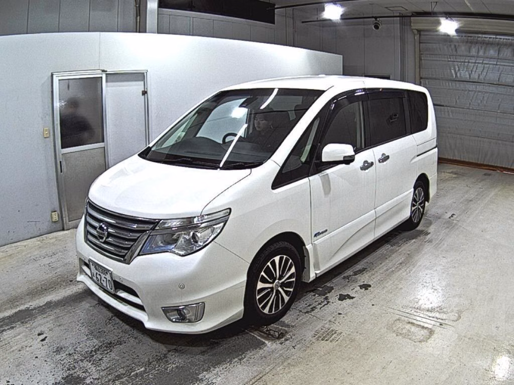NISSAN SERENA