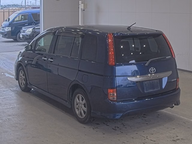 TOYOTA ISIS