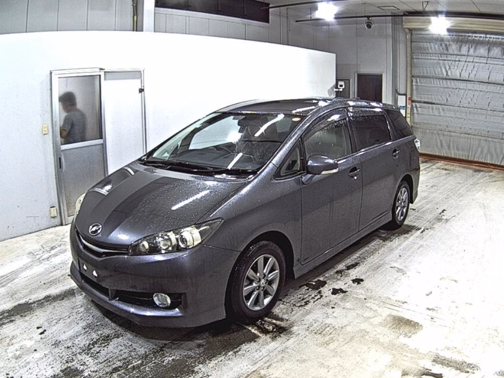 TOYOTA WISH