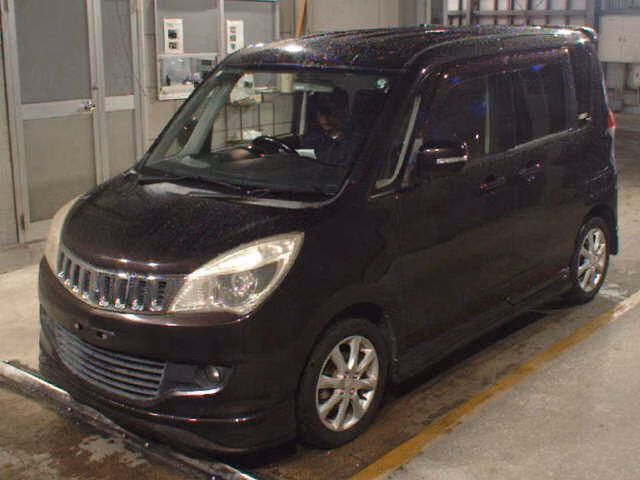 MITSUBISHI DELICA D:2