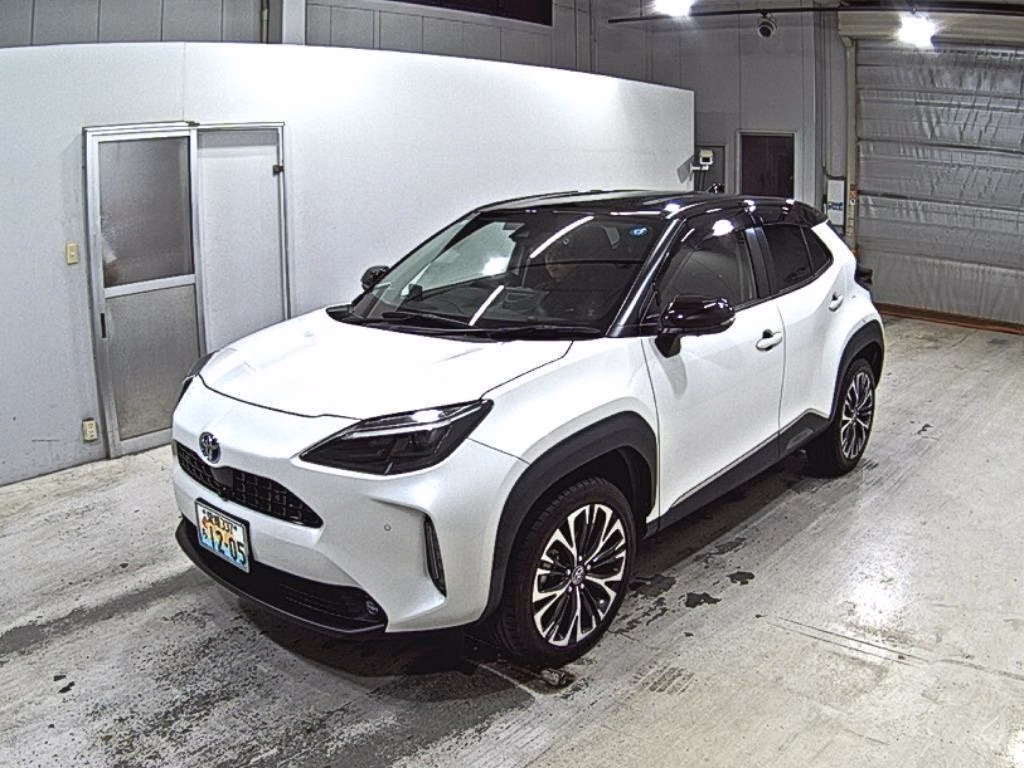 TOYOTA YARIS CROSS