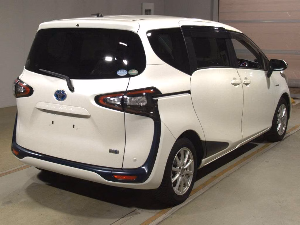 TOYOTA SIENTA