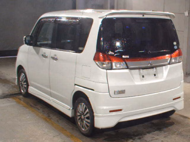 MITSUBISHI DELICA D:2