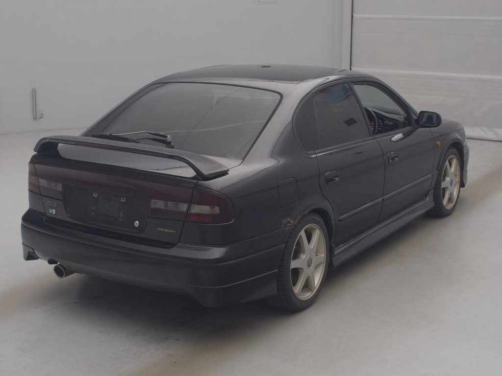 SUBARU LEGACY B4