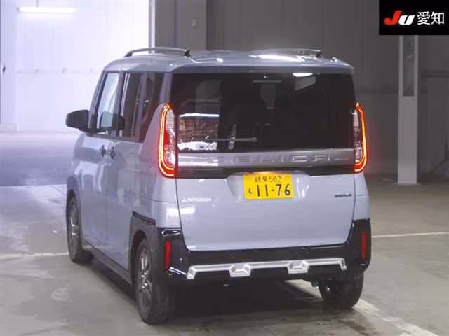 MITSUBISHI DELICA MINI