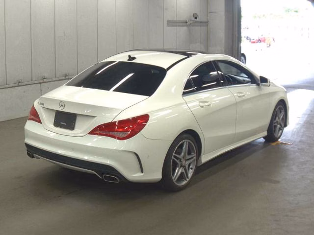 MERCEDES-BENZ CLA-CLASS