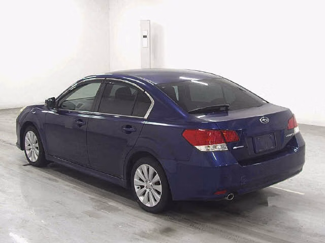 SUBARU LEGACY B4