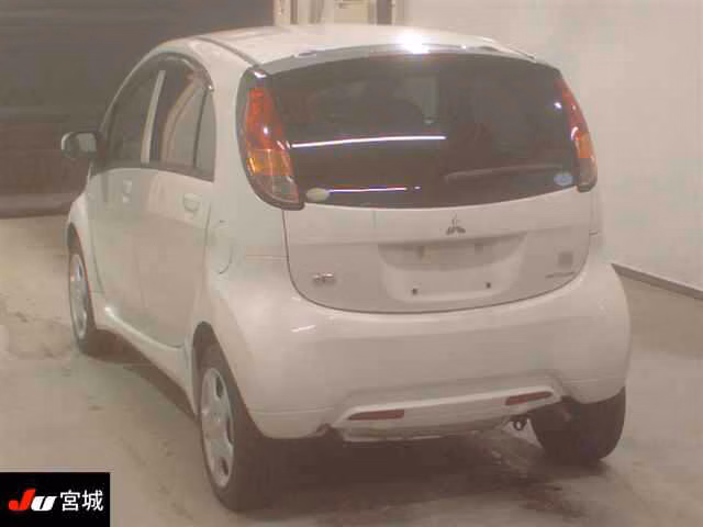 MITSUBISHI I