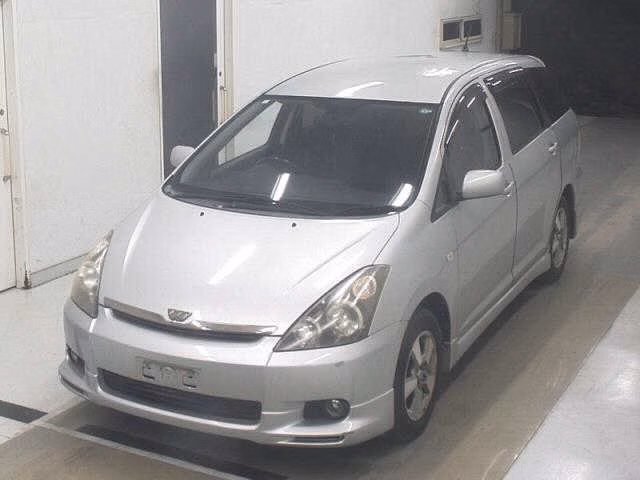 TOYOTA WISH