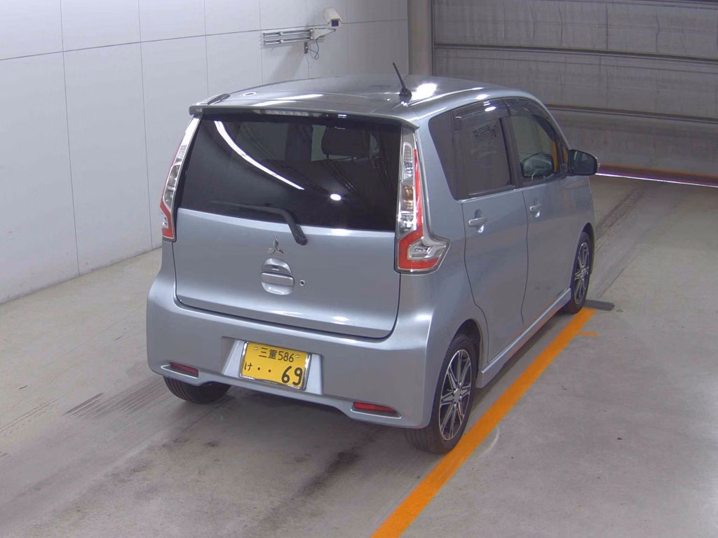 MITSUBISHI EK CUSTOM