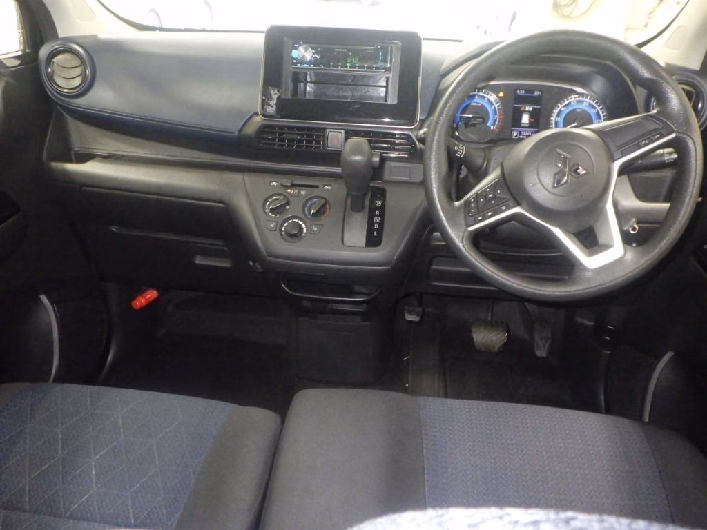 MITSUBISHI EK X