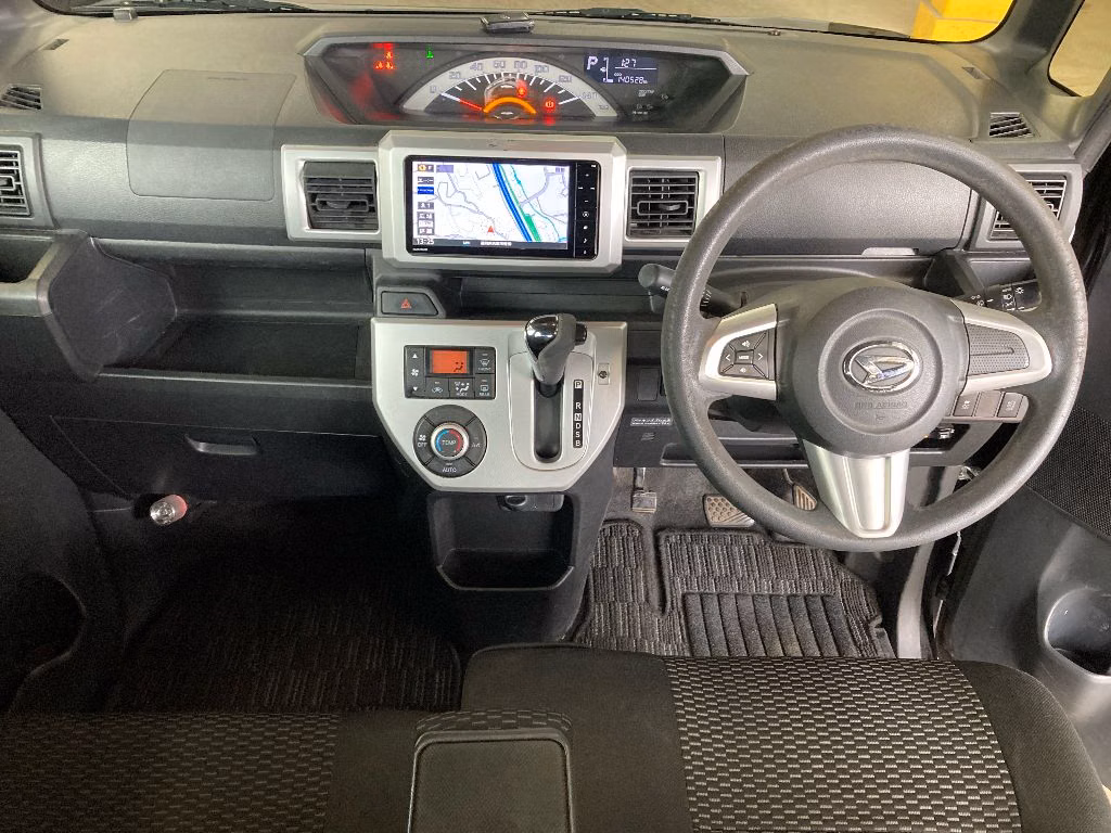 DAIHATSU WAKE