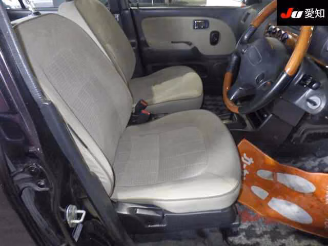DAIHATSU MIRA GINO