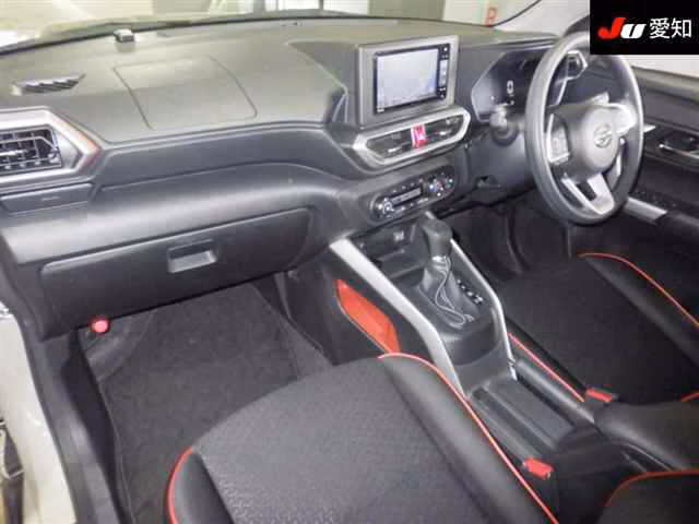 DAIHATSU ROCKY
