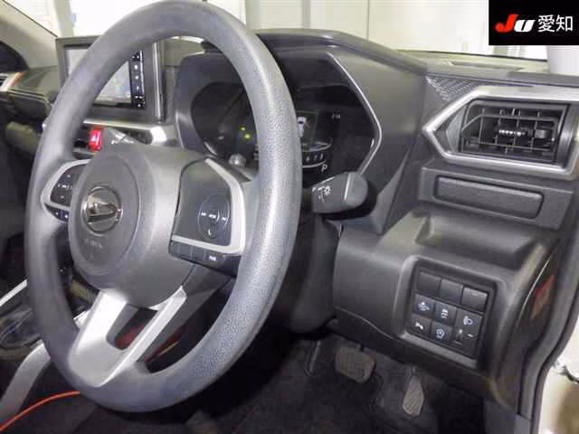 DAIHATSU ROCKY