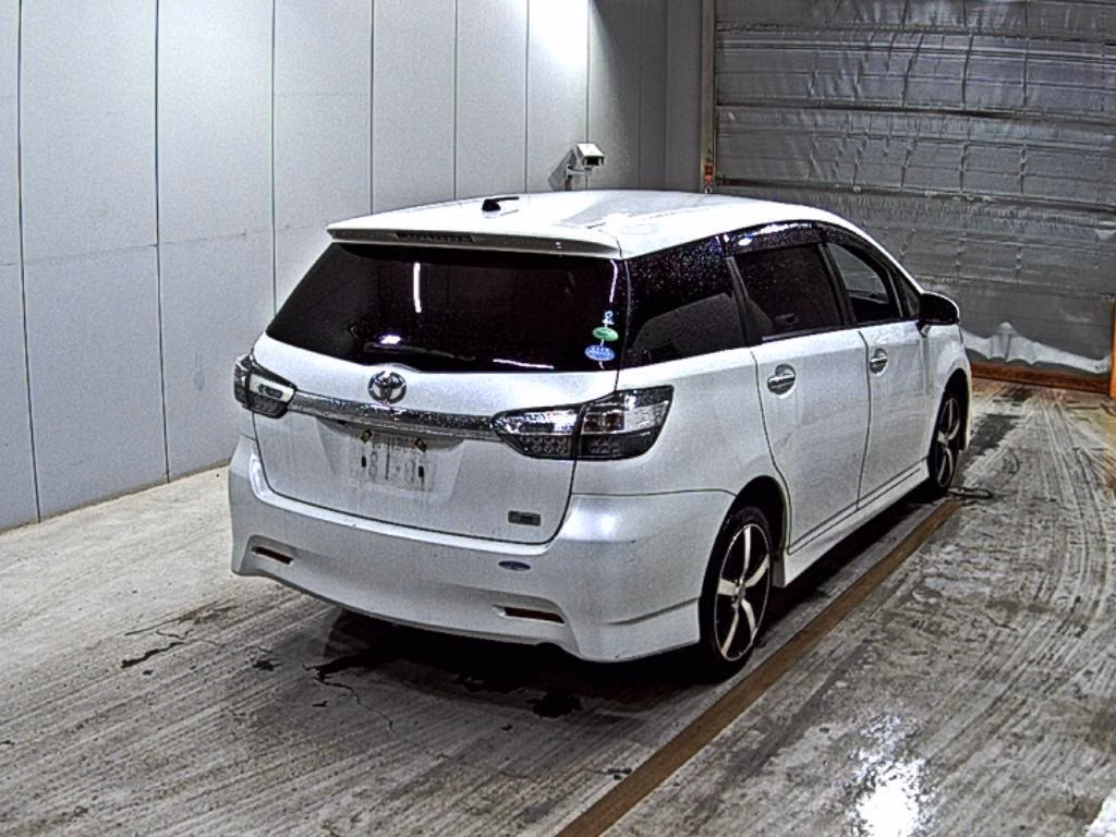 TOYOTA WISH