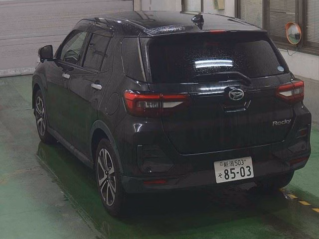 DAIHATSU ROCKY