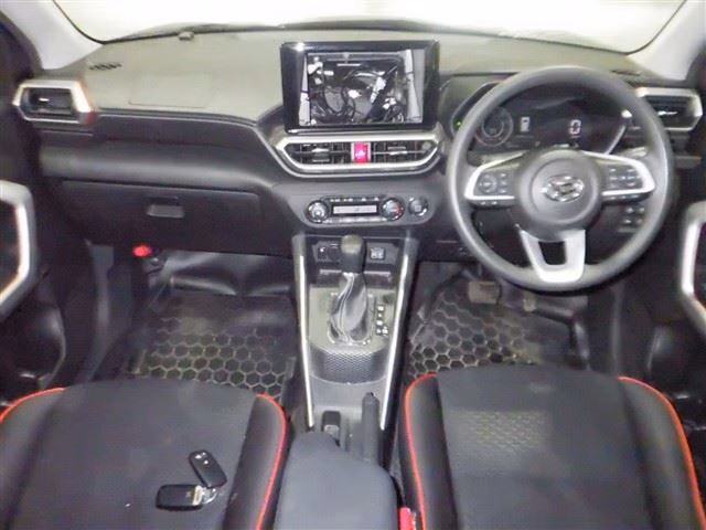 DAIHATSU ROCKY