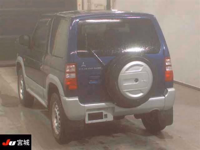 MITSUBISHI PAJERO MINI