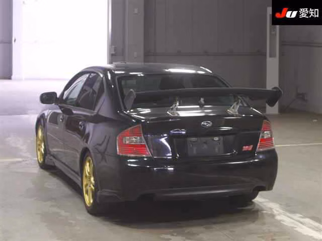 SUBARU LEGACY B4
