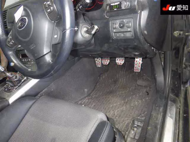 SUBARU LEGACY B4